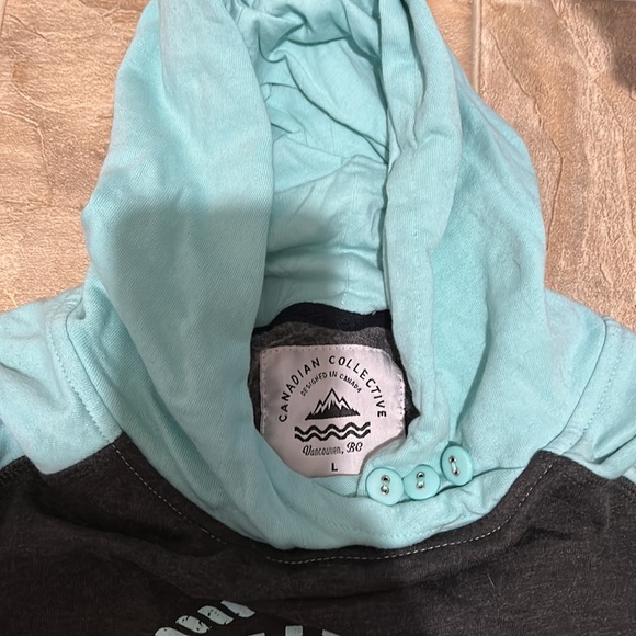 Granville Hoodie - Picture 2 of 5